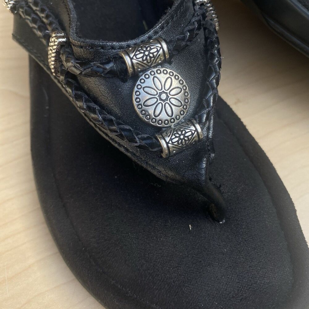 Minnetonka Leather Wedge Thong Sandals Womens 5 Black Boho Western Comfort
